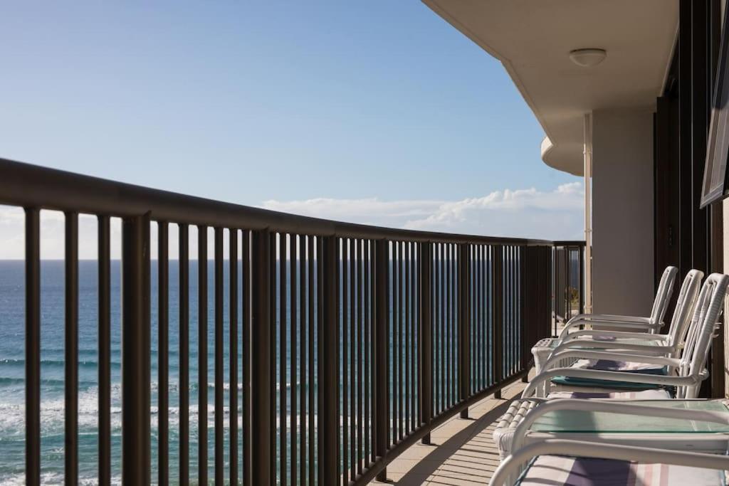 2br Beachfront Family Friendly Surfers Gold Coast