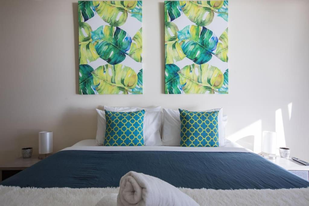 2br Beachfront Family Friendly Surfers * Gold Coast