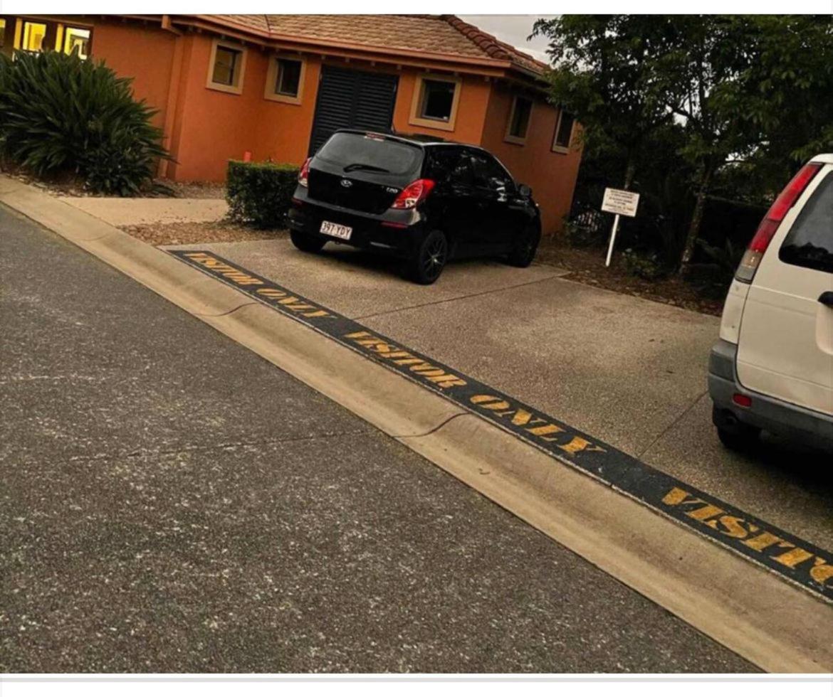 Next To Bond Apartment