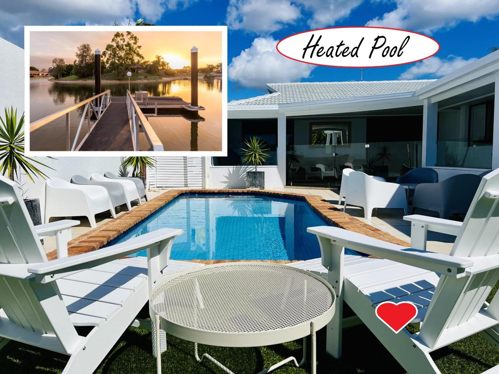 Reflections Broadbeach- Heated Pool! Complete Waterfront Entertainer With Huge Deck, Pool Table And Pontoon Holiday home