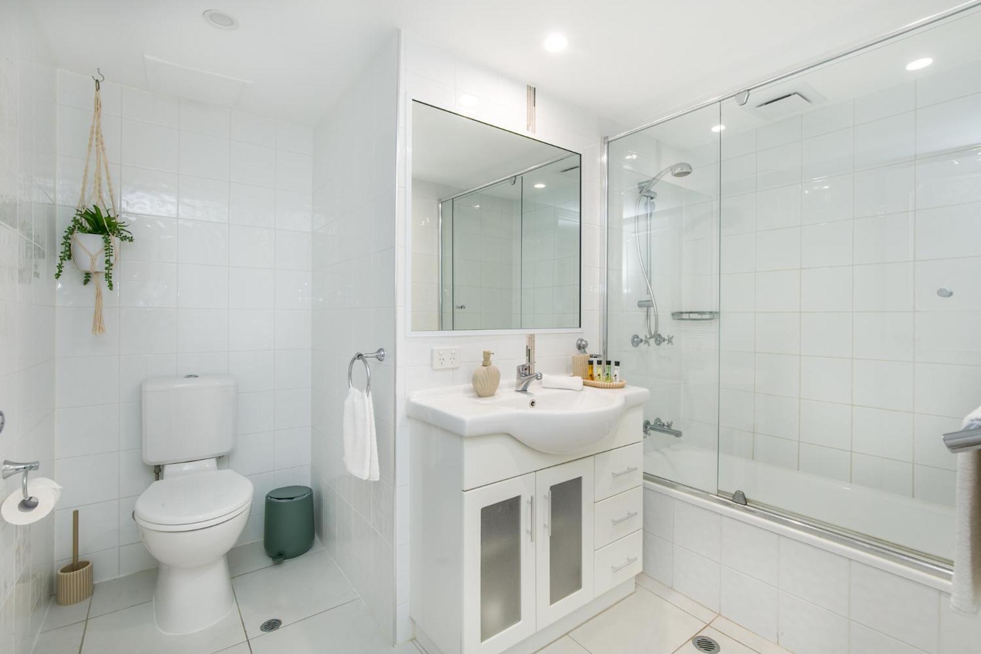 Apartment Bliss On Burleigh *