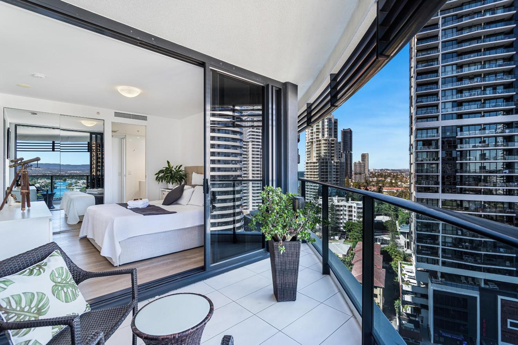 Apartment Oracle Beachfront Broadbeach *