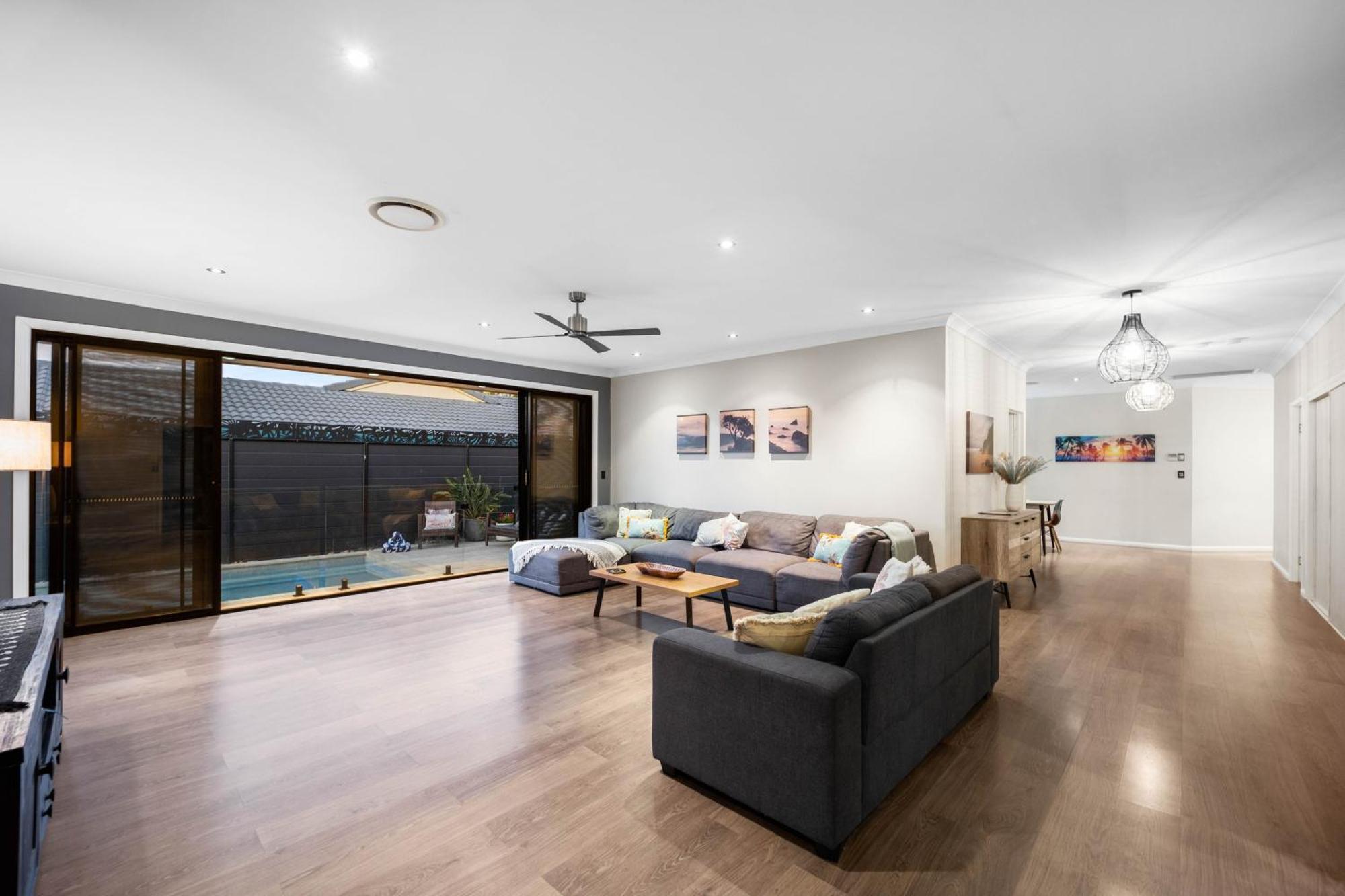 Charming Group Getaway - 9 Mins To Burleigh