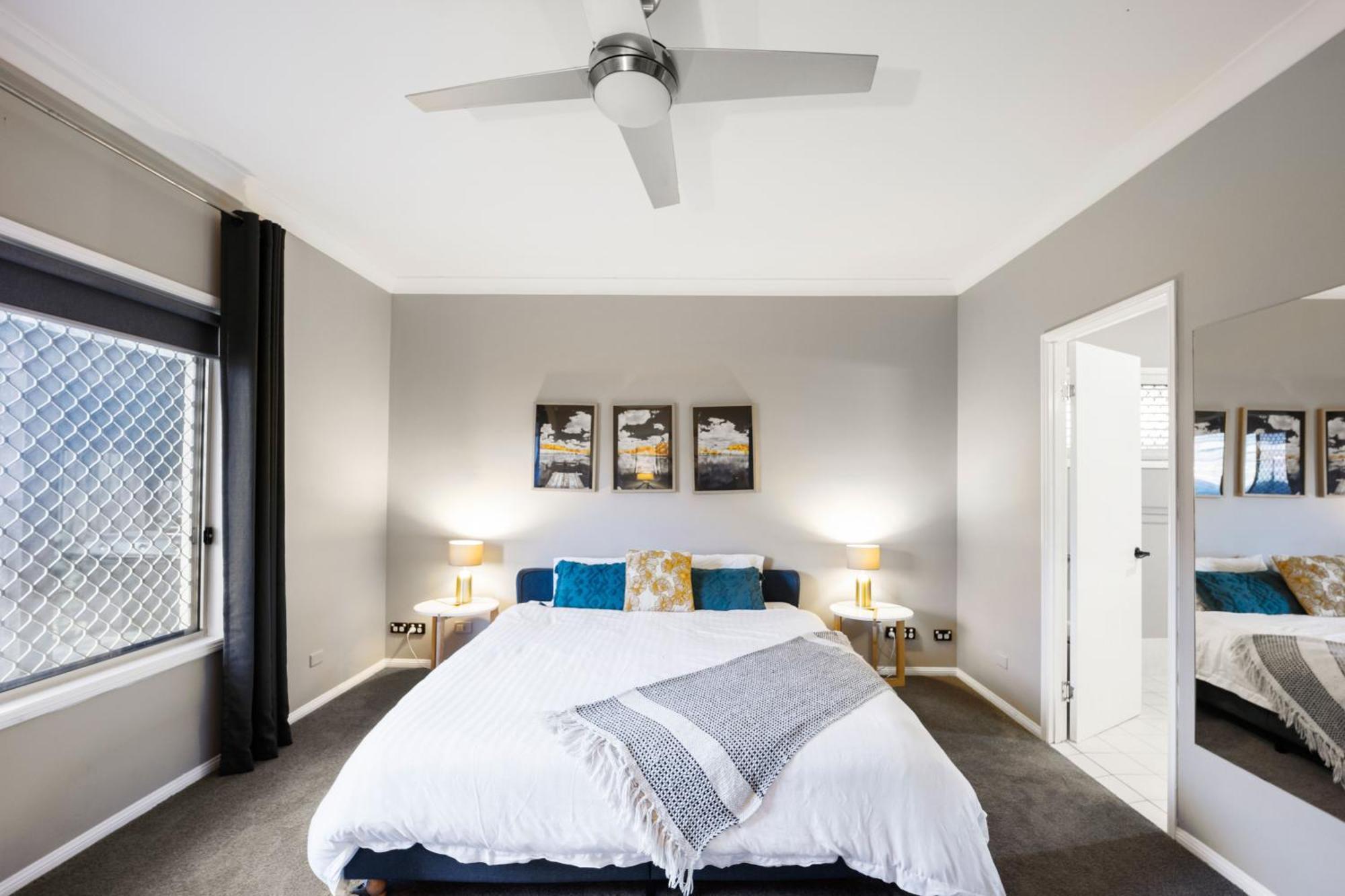 Charming Group Getaway - 9 Mins To Burleigh Holiday home