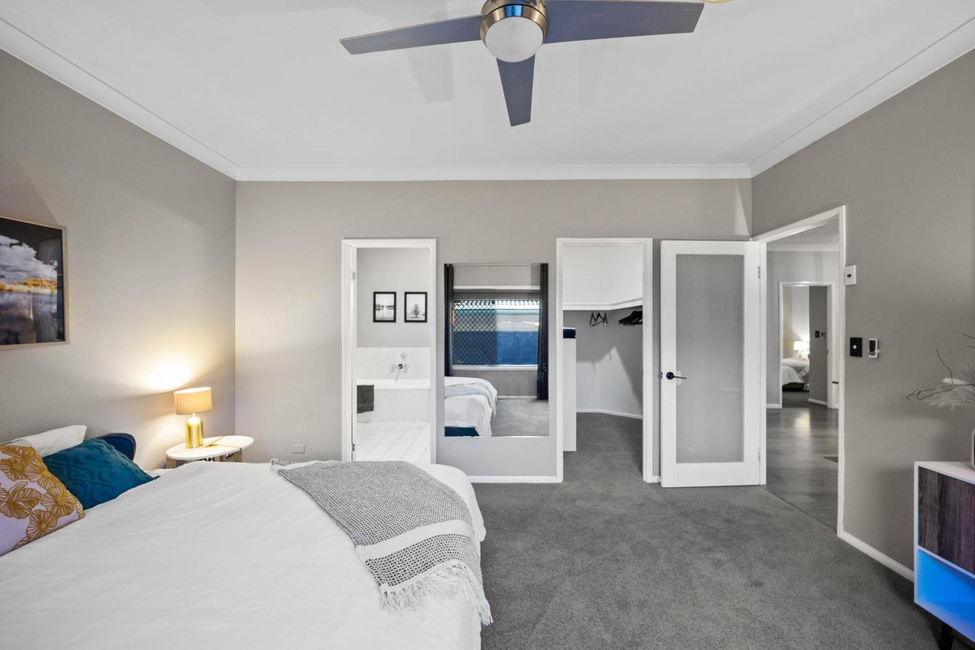 Charming Group Getaway - 9 Mins To Burleigh Gold Coast