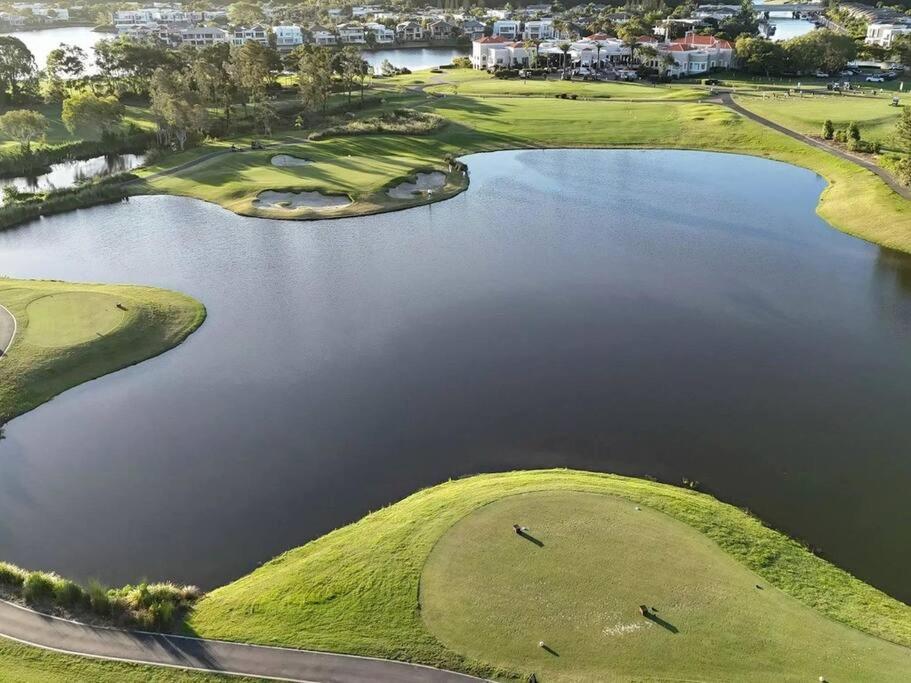 Tranquil Serenade - Brand New Near Golf Courses & Theme Parks *