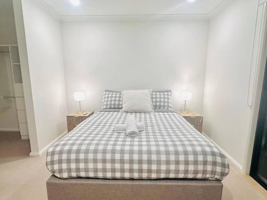 Tranquil Serenade - Brand New Near Golf Courses & Theme Parks Holiday home