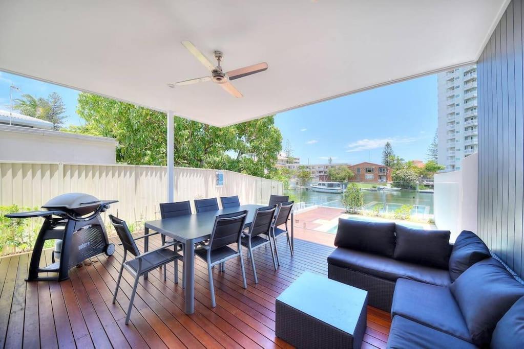 Bliss At Surfers Paradise Villa Gold Coast