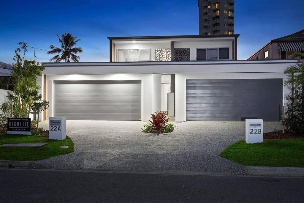 Villa Bliss At Surfers Paradise