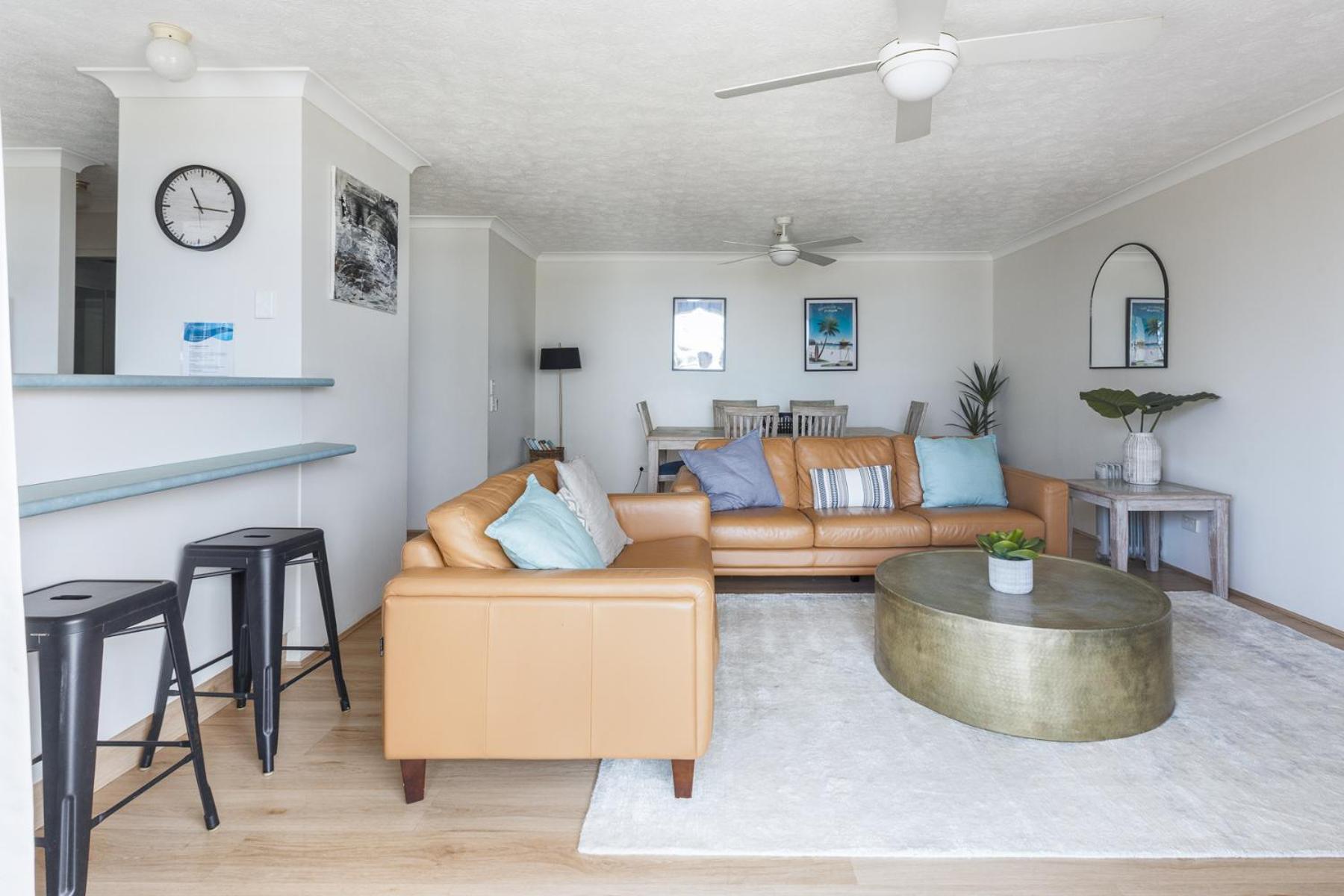 Columbia Beachfront On Rainbow Bay Aparthotel 4*
