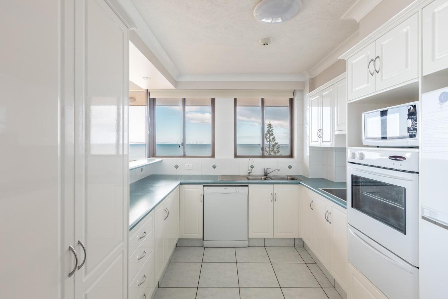 Columbia Beachfront On Rainbow Bay Gold Coast
