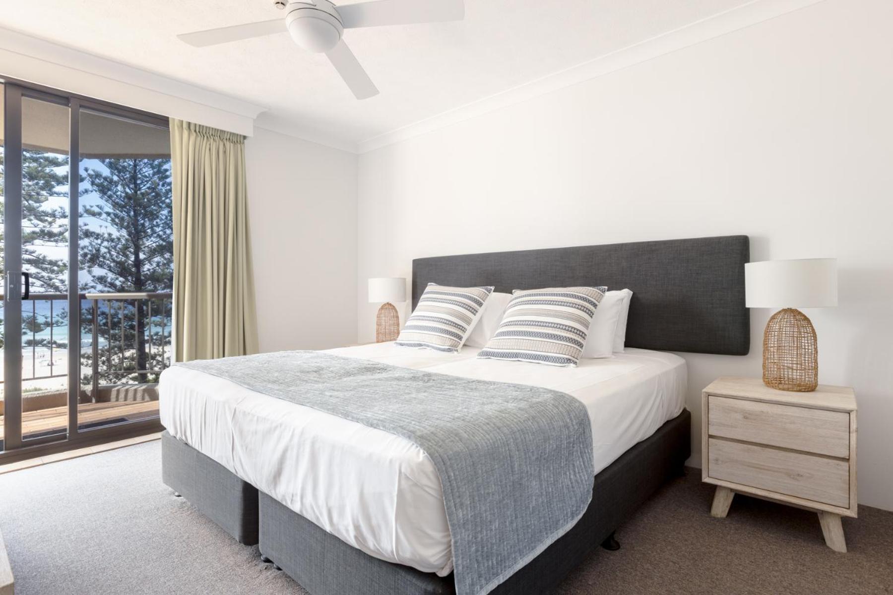 Aparthotel Columbia Beachfront On Rainbow Bay