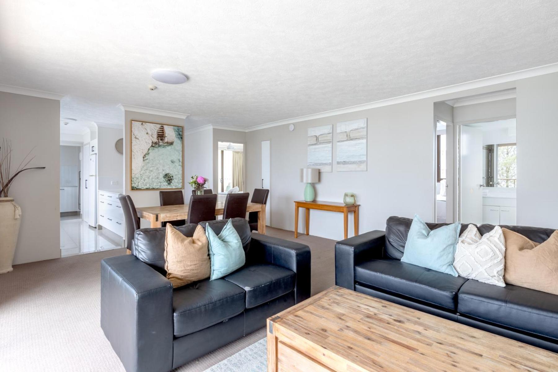 Columbia Beachfront On Rainbow Bay Aparthotel 4*
