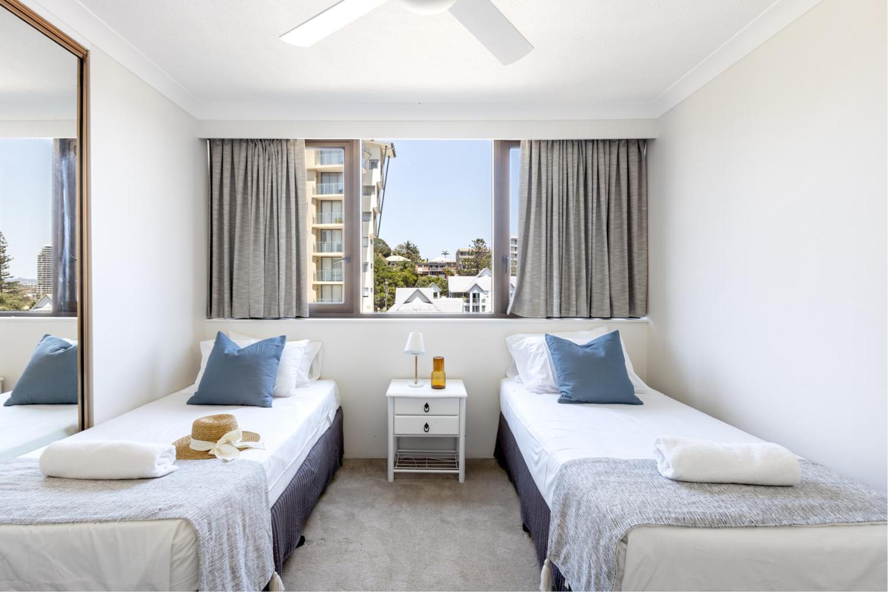 Columbia Beachfront On Rainbow Bay