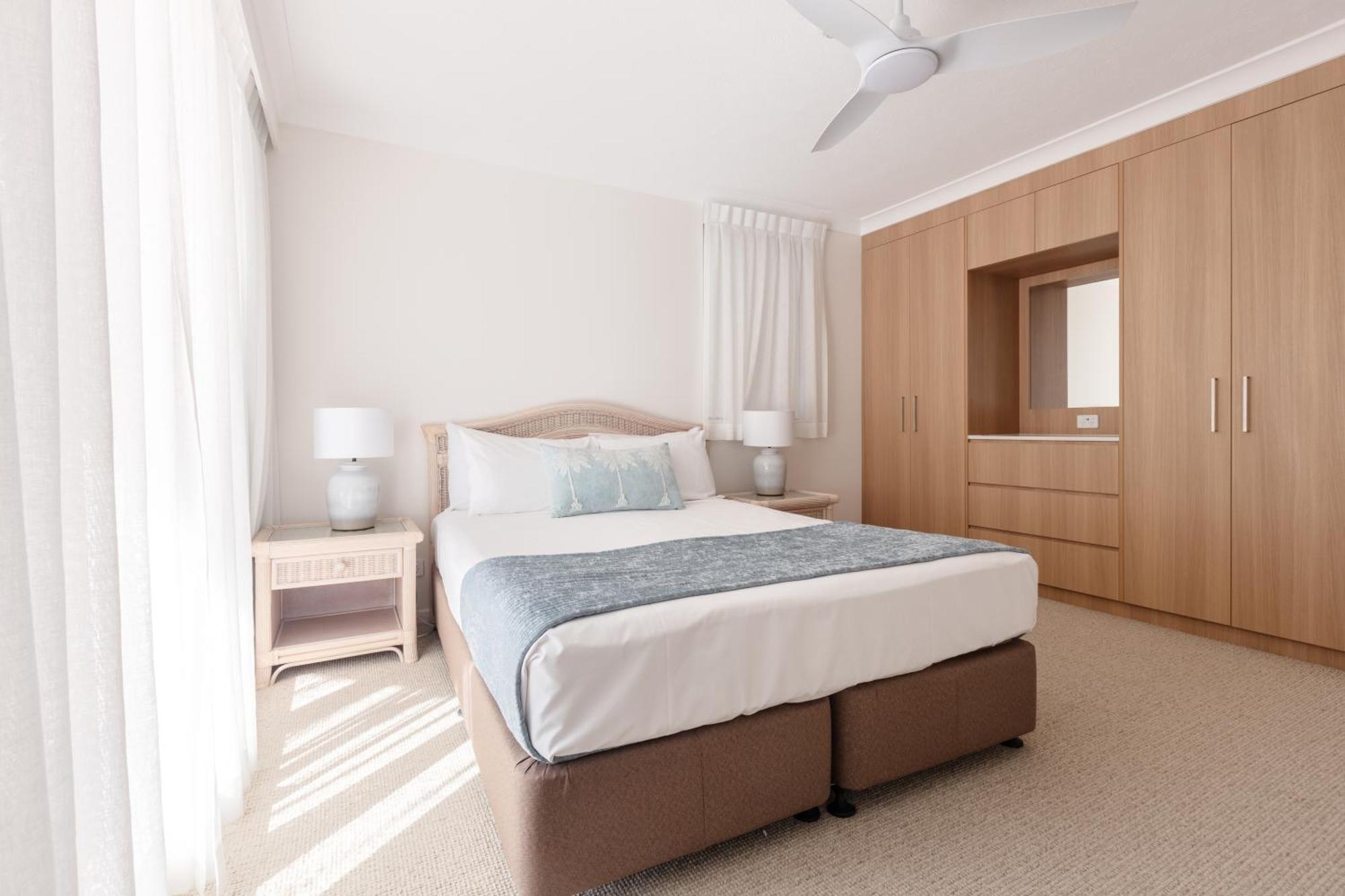 Columbia Beachfront On Rainbow Bay