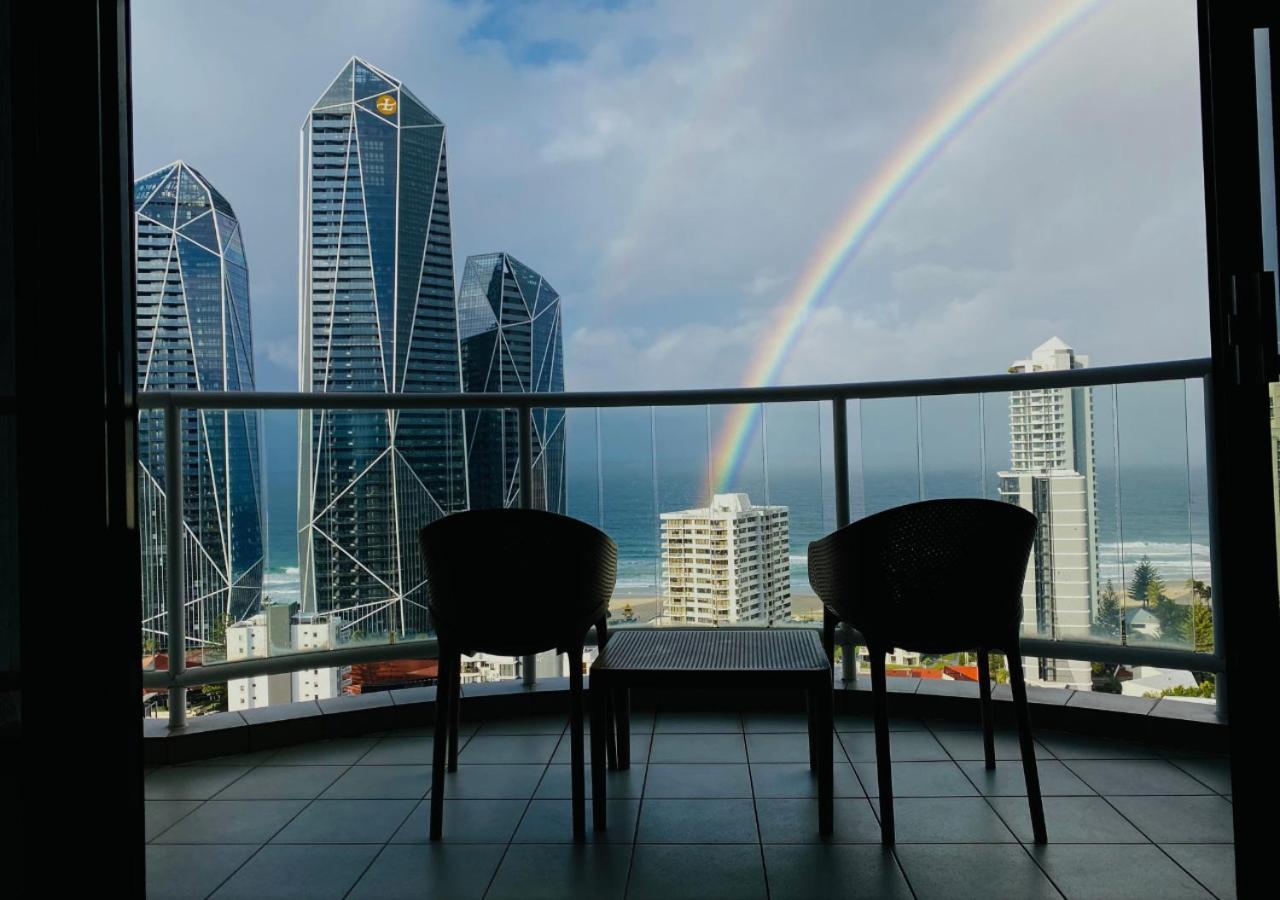 Apartment Ocean View Surfers Paradise *