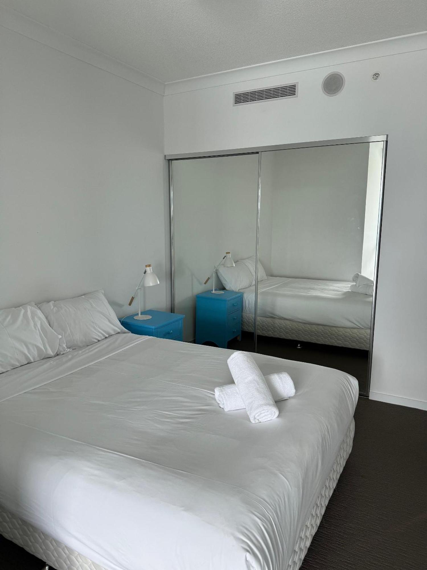 Harbour Quays Hotel Gold Coast