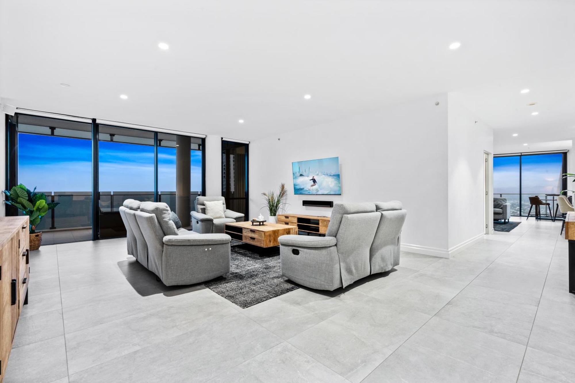 Levels 47 - 49 - Sub Penthouses At Circle On Cavill - Privately Managed Apartment