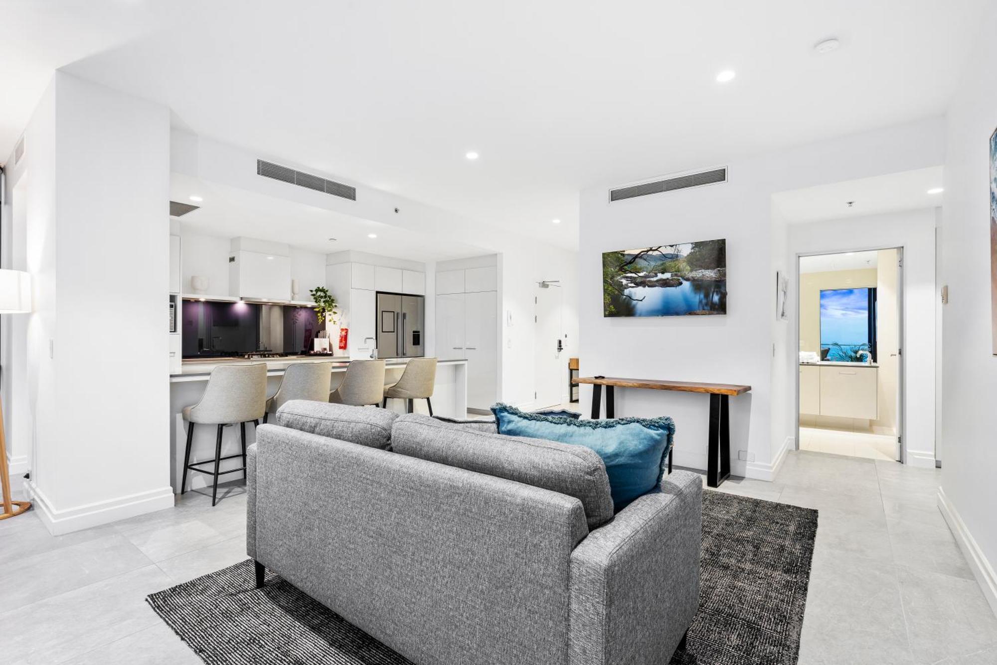 Apartment Levels 47 - 49 - Sub Penthouses At Circle On Cavill - Privately Managed