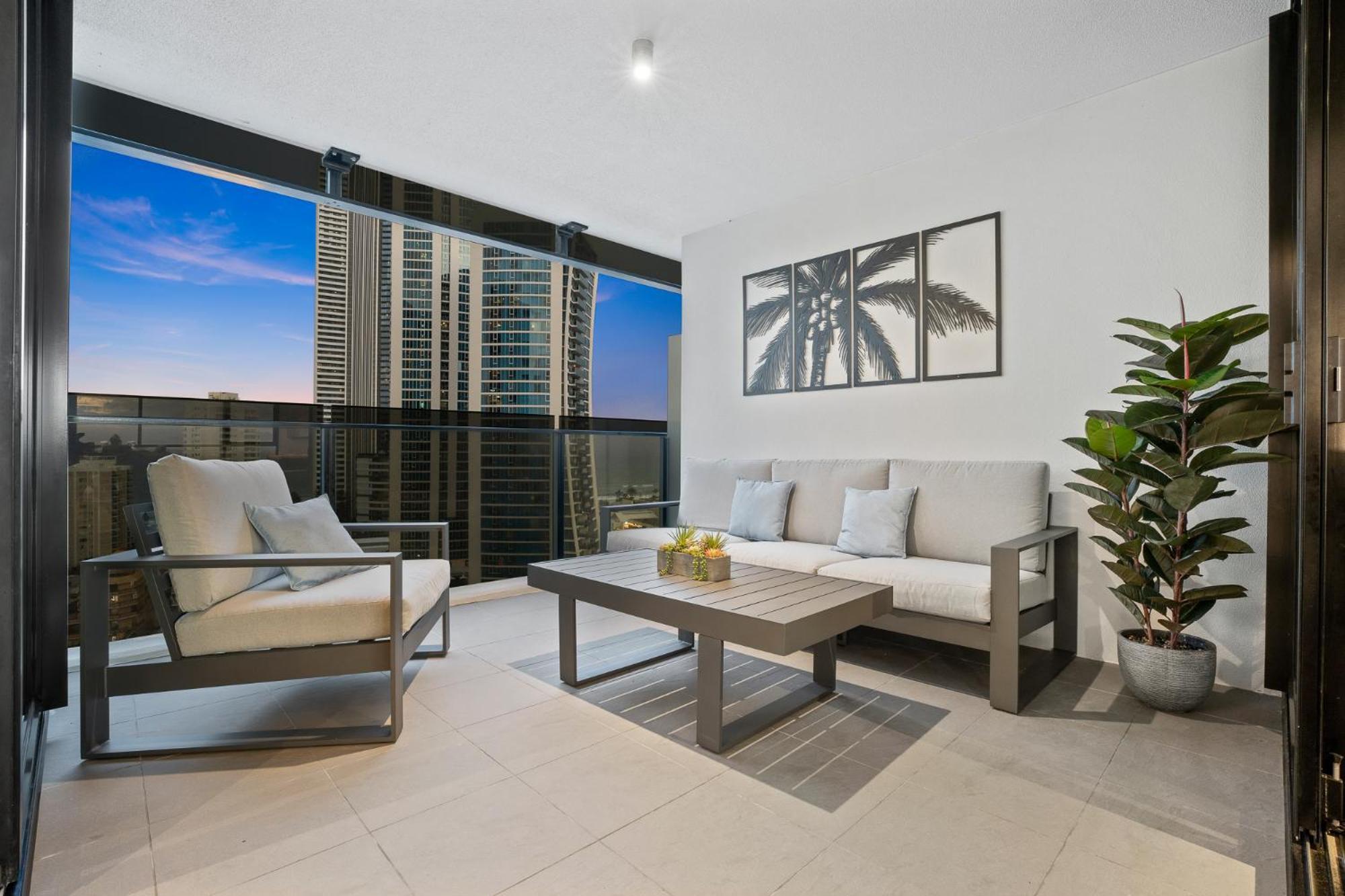 Surfers Paradise Retreat Stunning Views 2-br Haven * Gold Coast