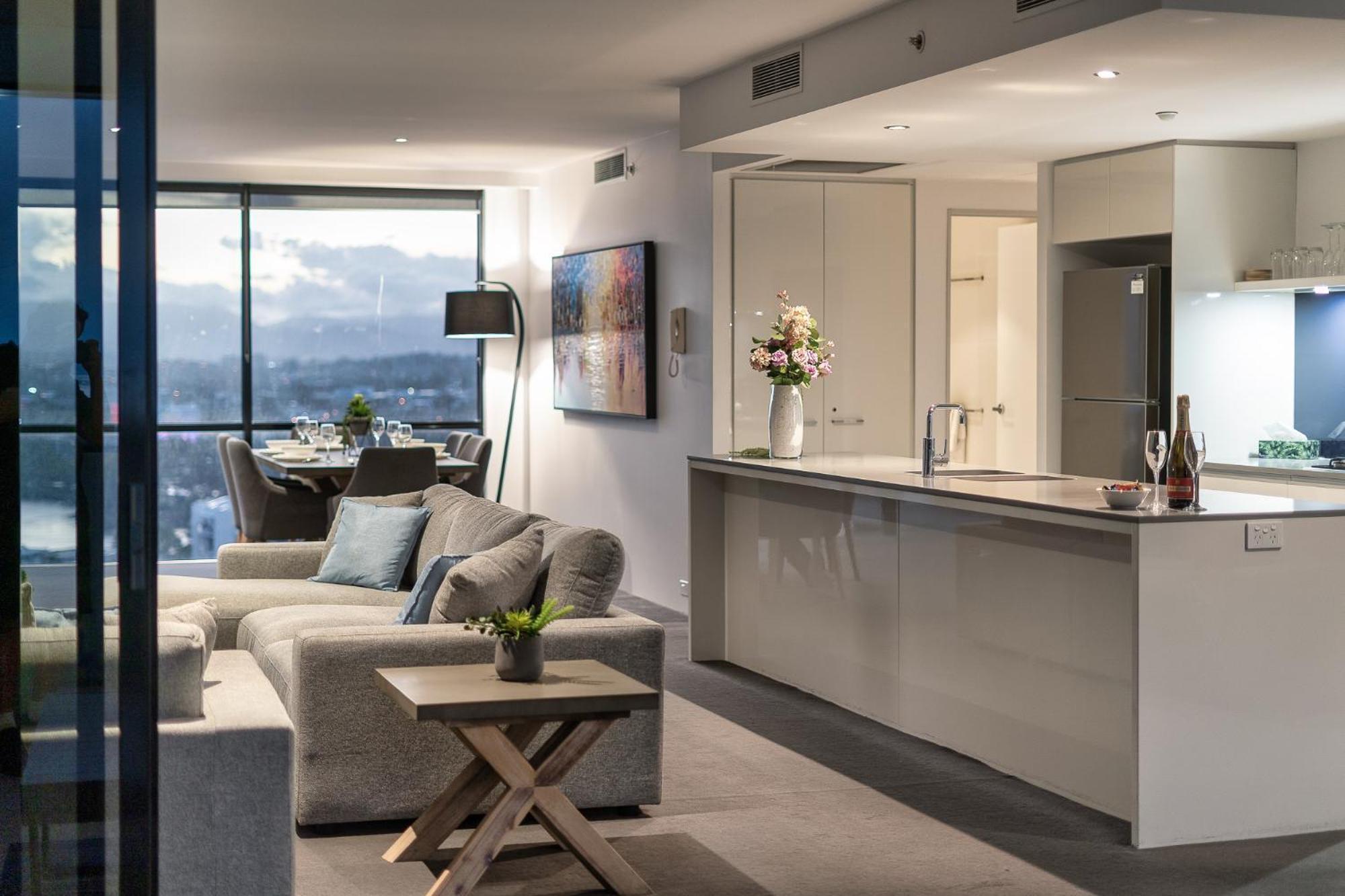 Surfers Paradise Retreat Stunning Views 2-br Haven * Gold Coast