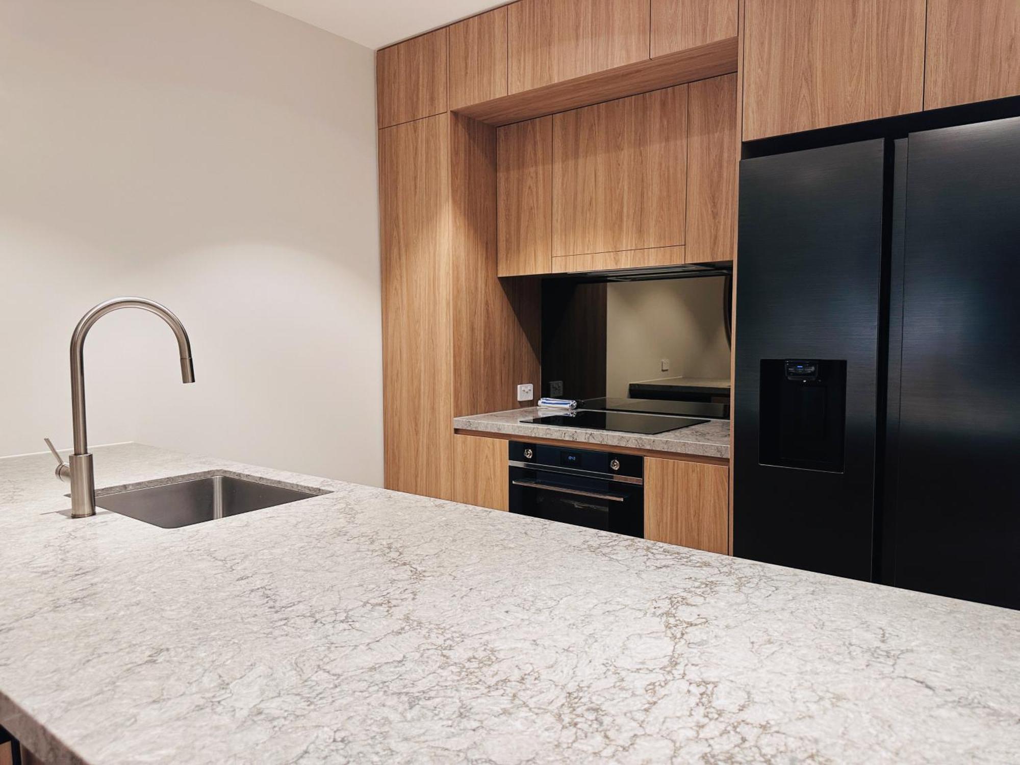 Luxe Living With Ocean View 3 Beds Parking * Gold Coast