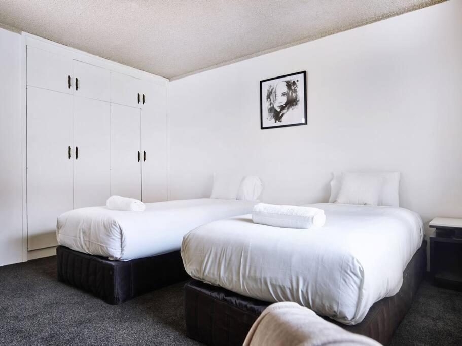 Apartment Cheap And Cheerful Budget *
