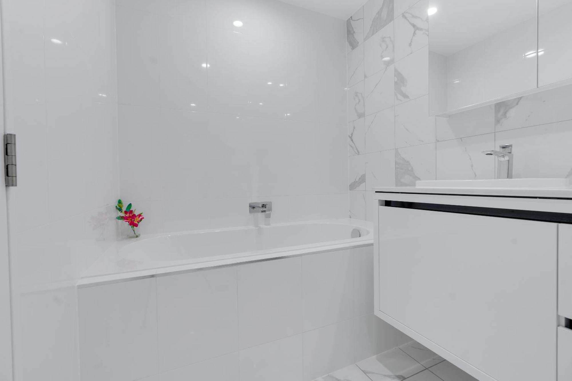 3br- Luxury Penthouse Apartment