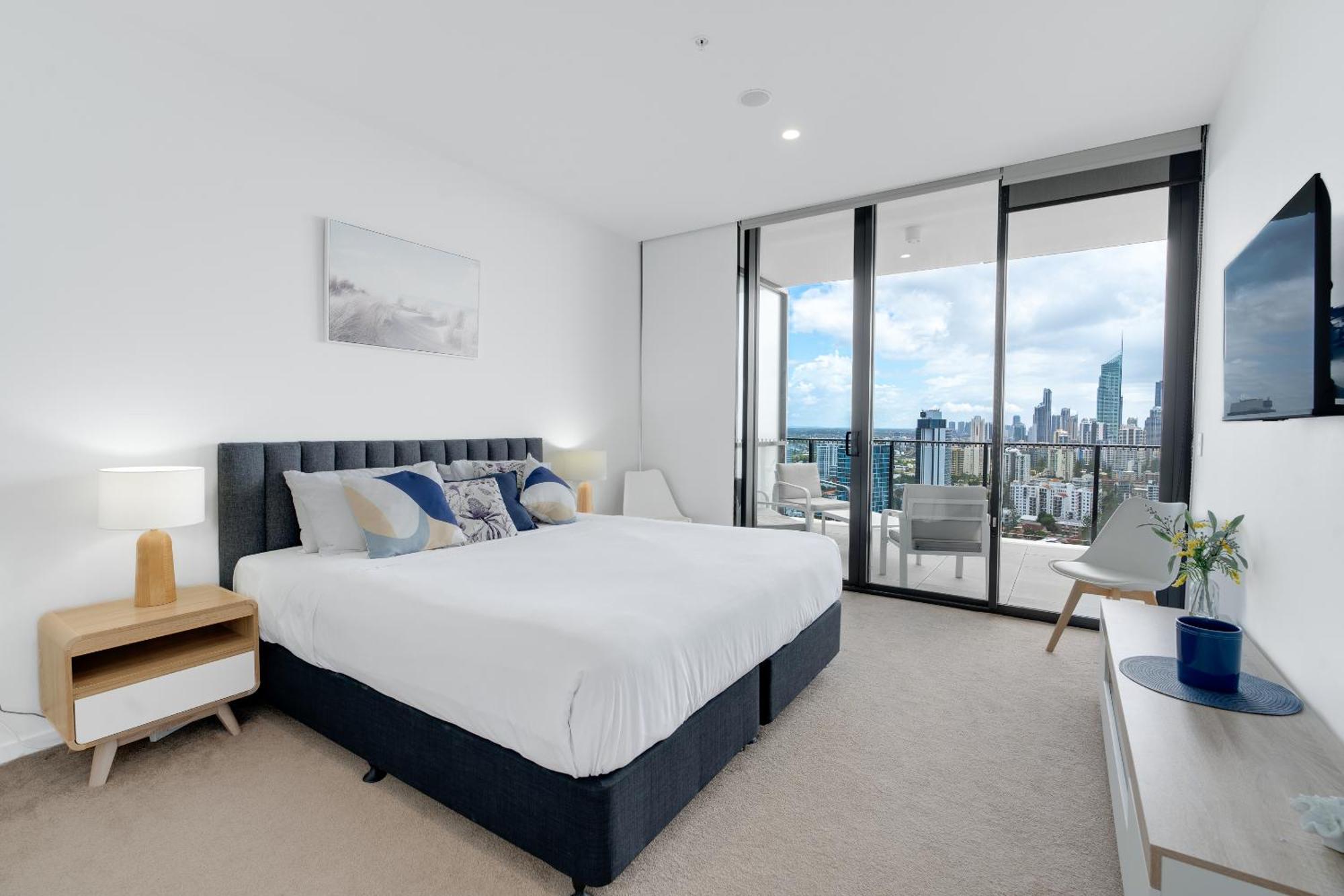 3br- Luxury Penthouse *