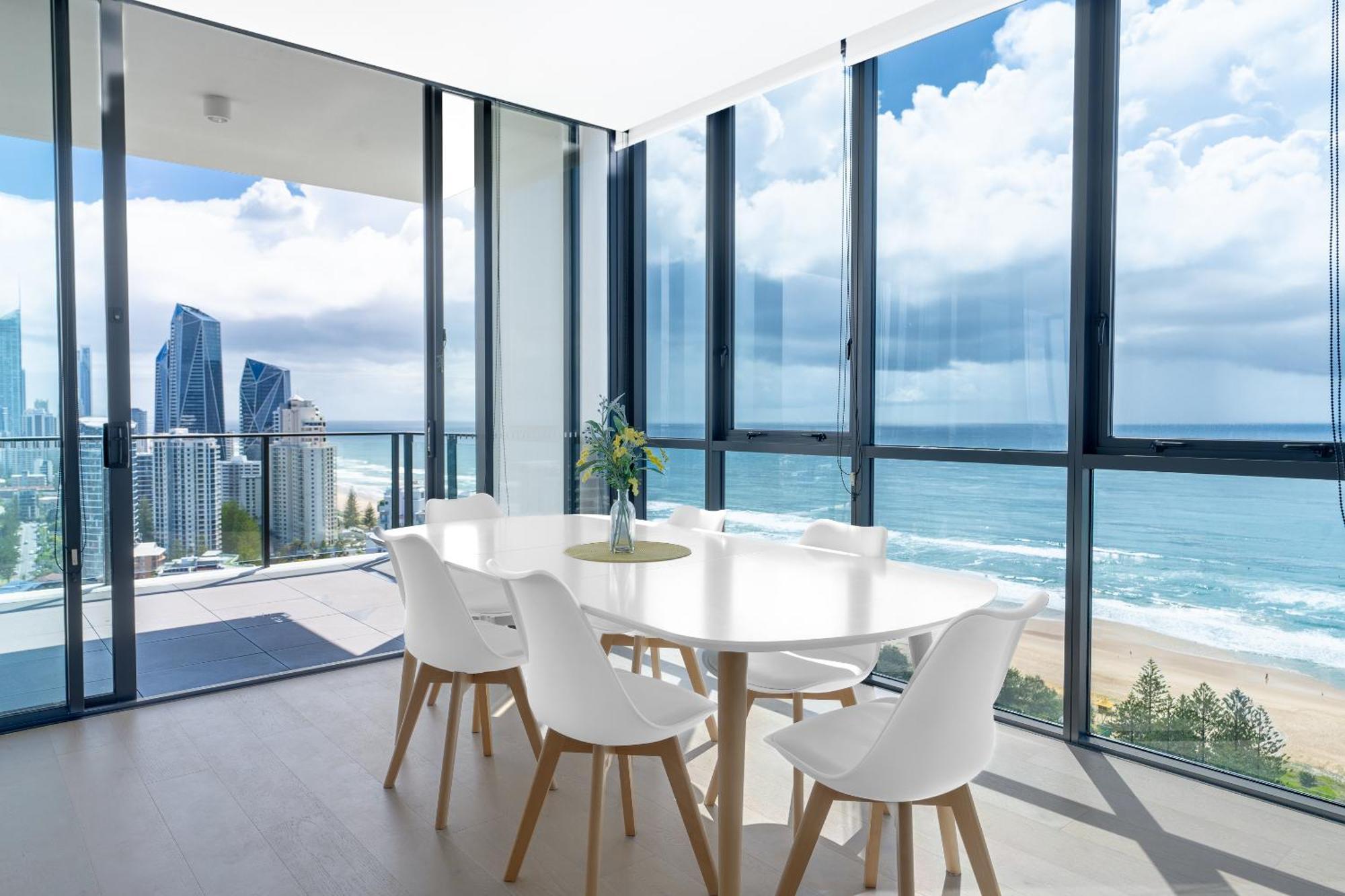 3br- Luxury Penthouse
