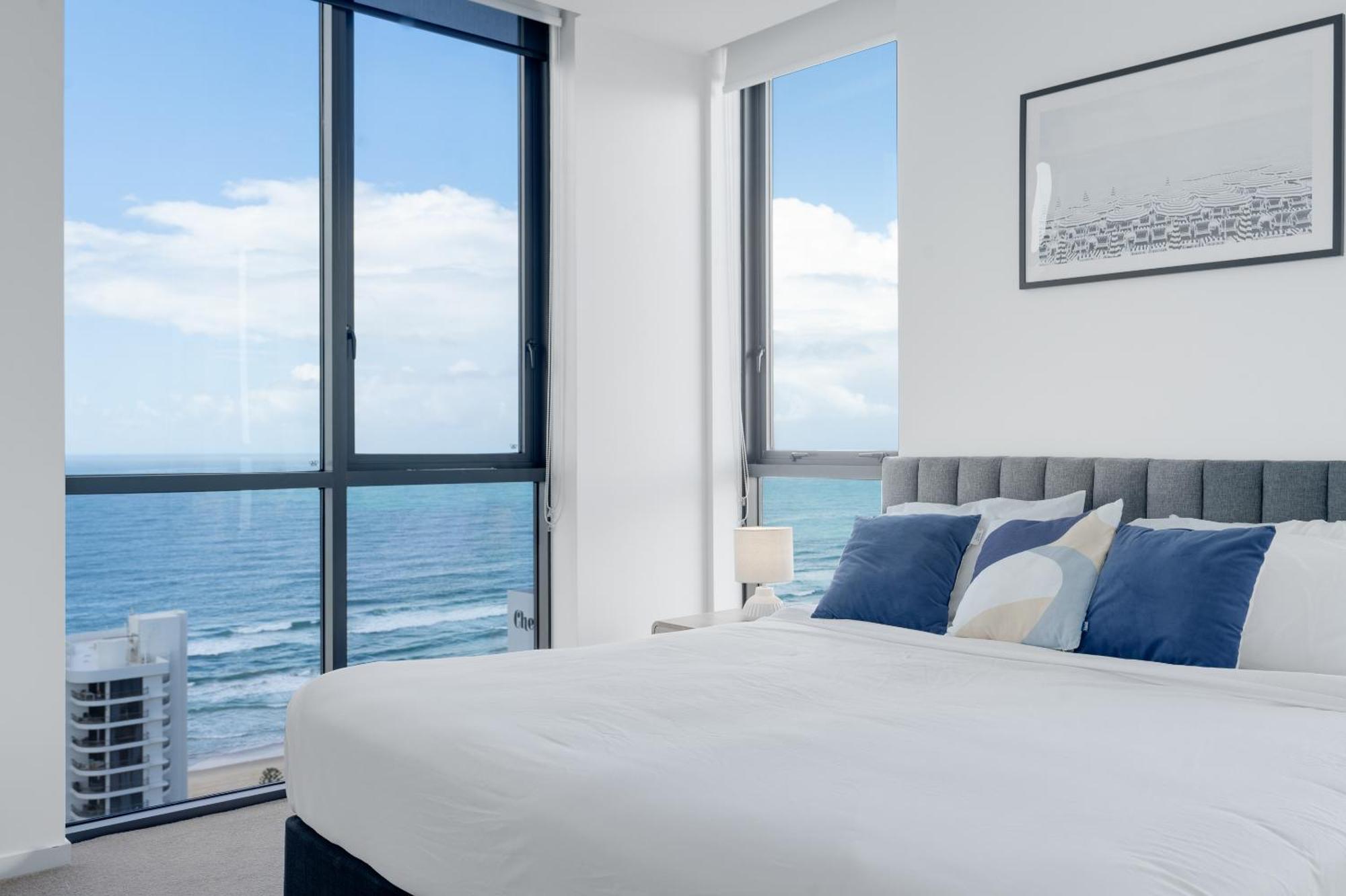 3br- Luxury Penthouse *