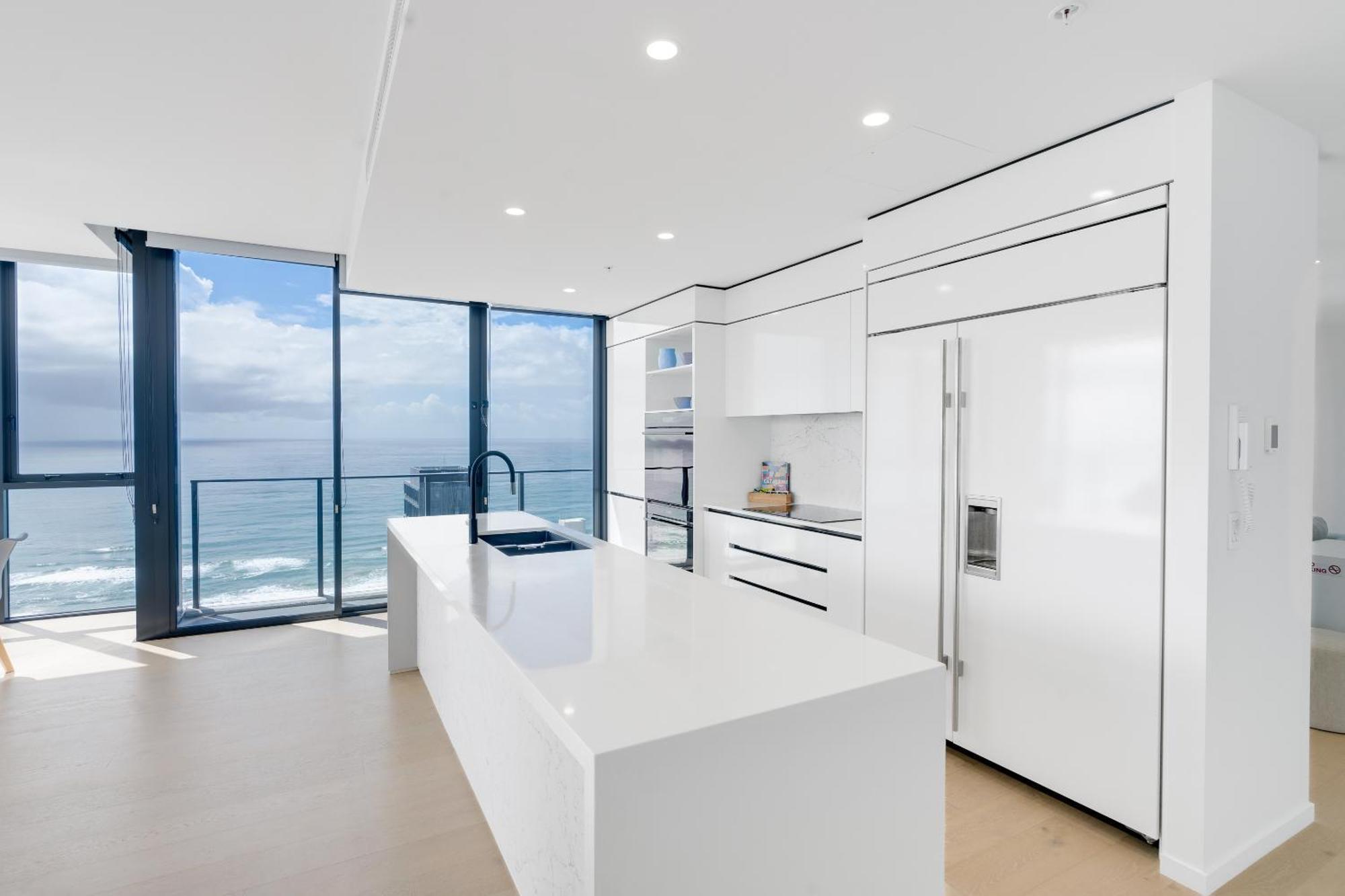 3br- Luxury Penthouse * Gold Coast