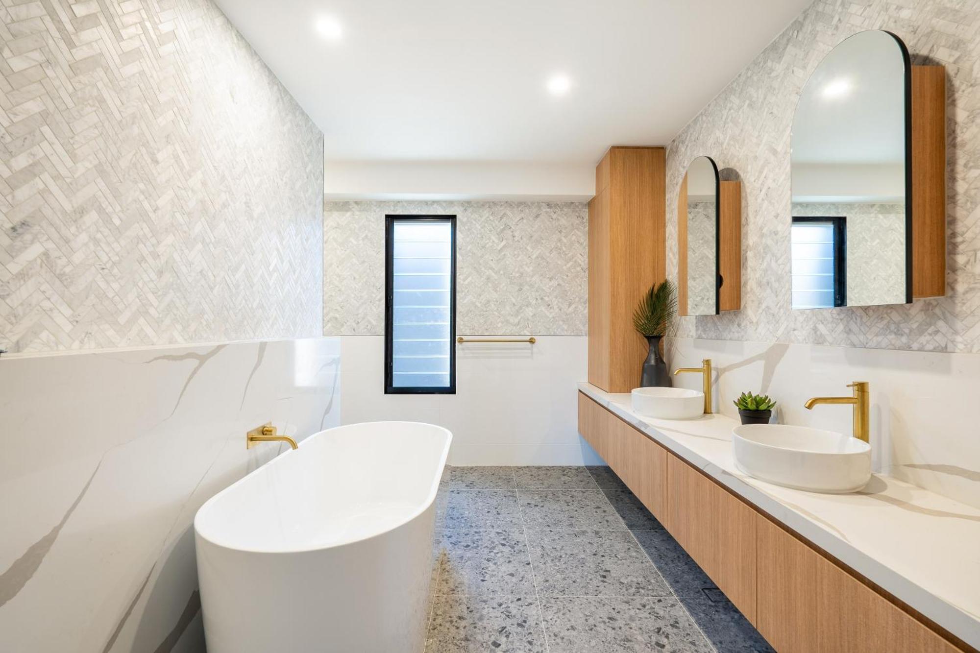 Villa Brand New Modern 8 Bedroom In City Centre - Heated Modern Infinity Pool
