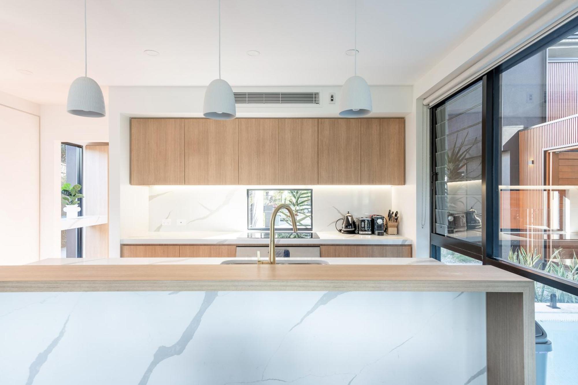 Villa Brand New Modern 8 Bedroom In City Centre - Heated Modern Infinity Pool *