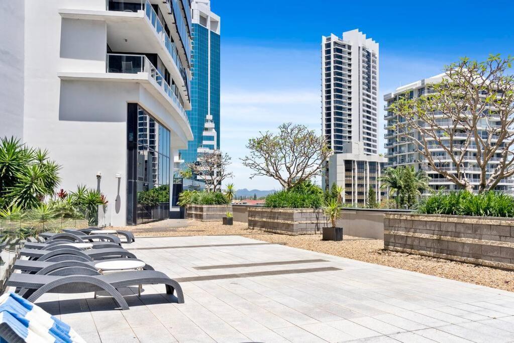 Huge Circle On Cavill 2 Brm Sleeps 6 - Optimise Apartment Gold Coast
