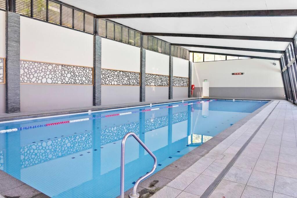 Huge Circle On Cavill 2 Brm Sleeps 6 - Optimise
