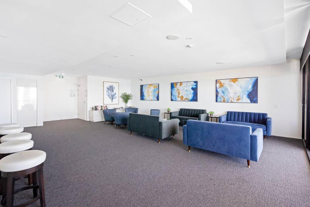 Apartment Huge Circle On Cavill 2 Brm Sleeps 6 - Optimise *