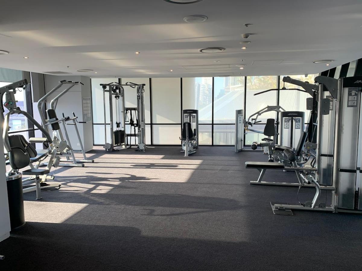 Beachview Surfers 2bd Lux Apartment *