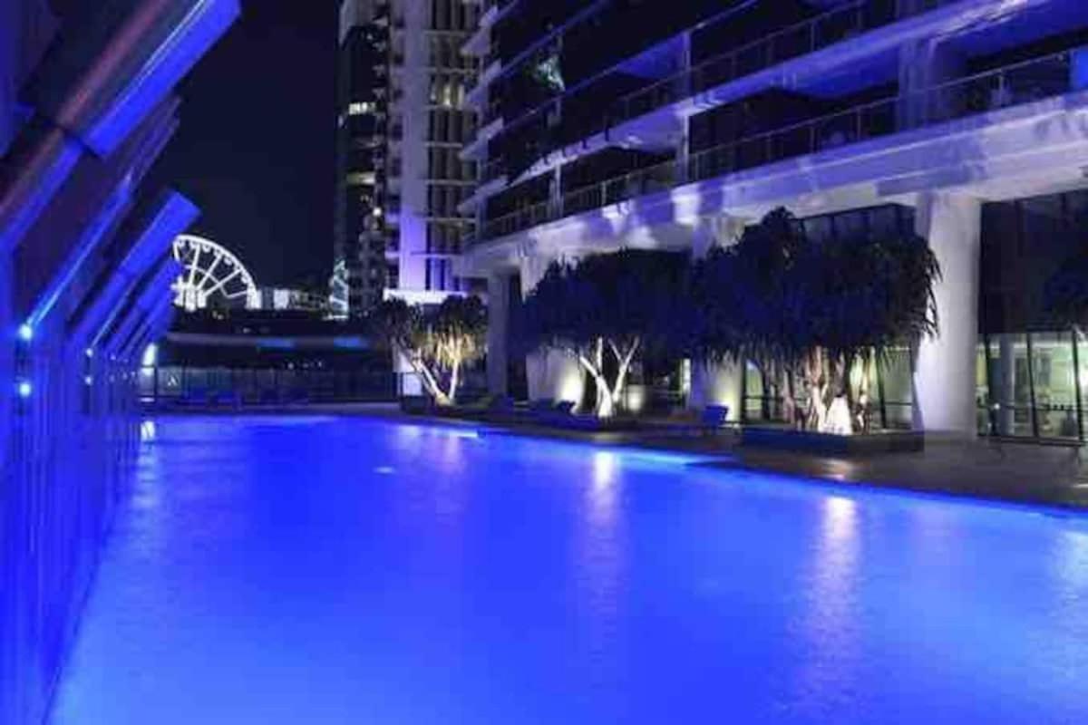 Apartment Beachview Surfers 2bd Lux Gold Coast
