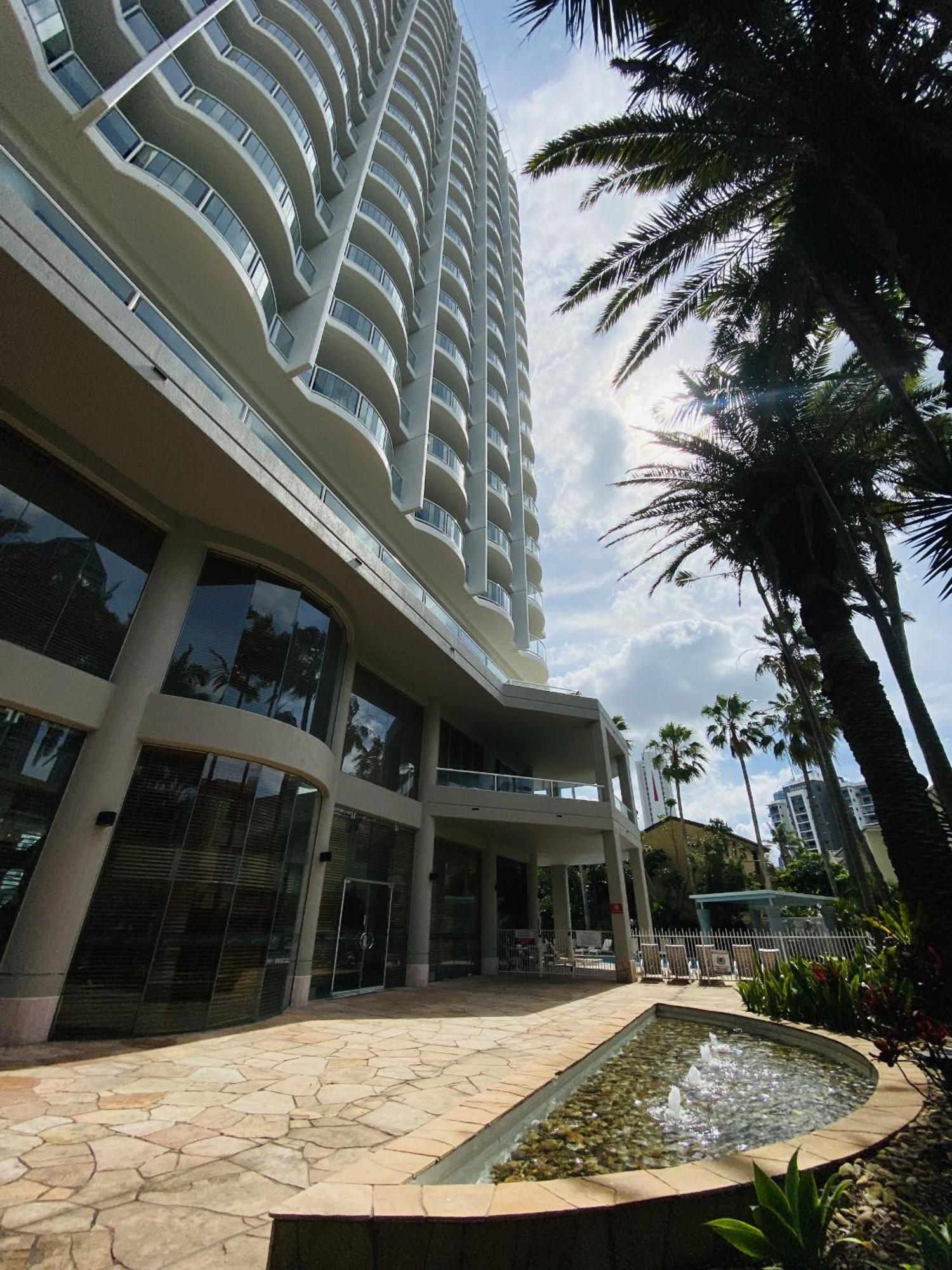 Ocean View Surfers Paradise Gold Coast
