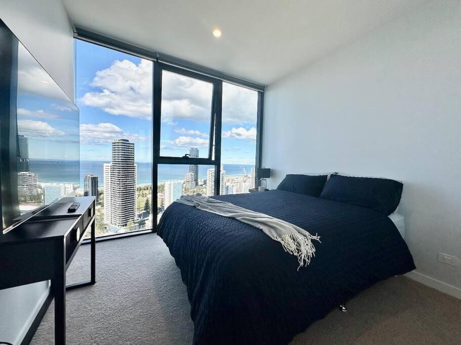 Luxury Star 32nd Floor Gold Coast