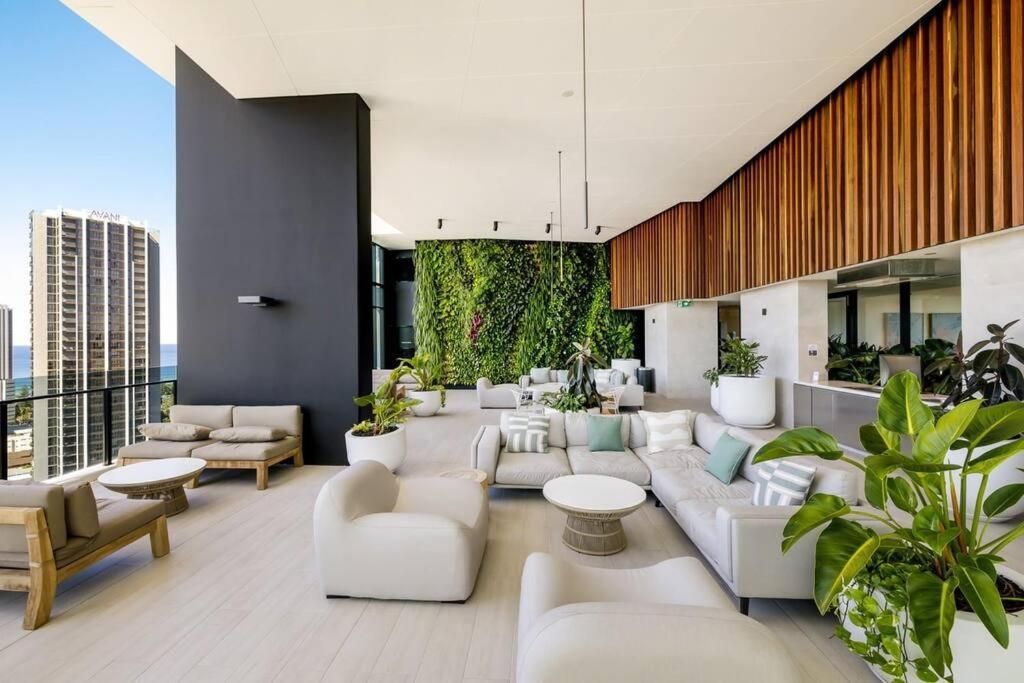 Luxury Star 32nd Floor Apartment *