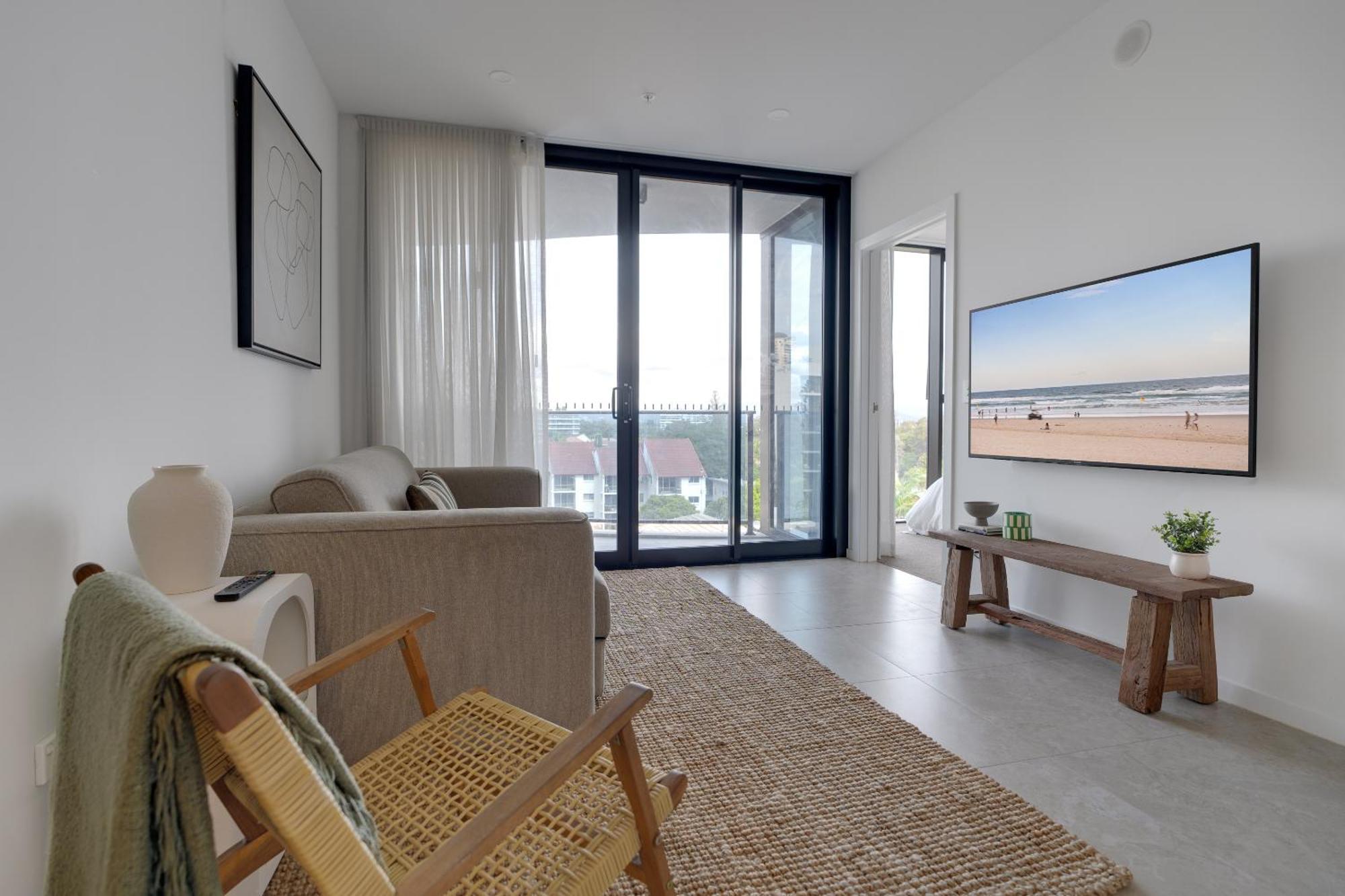 Broadbeach Bliss 2b Gold Coast