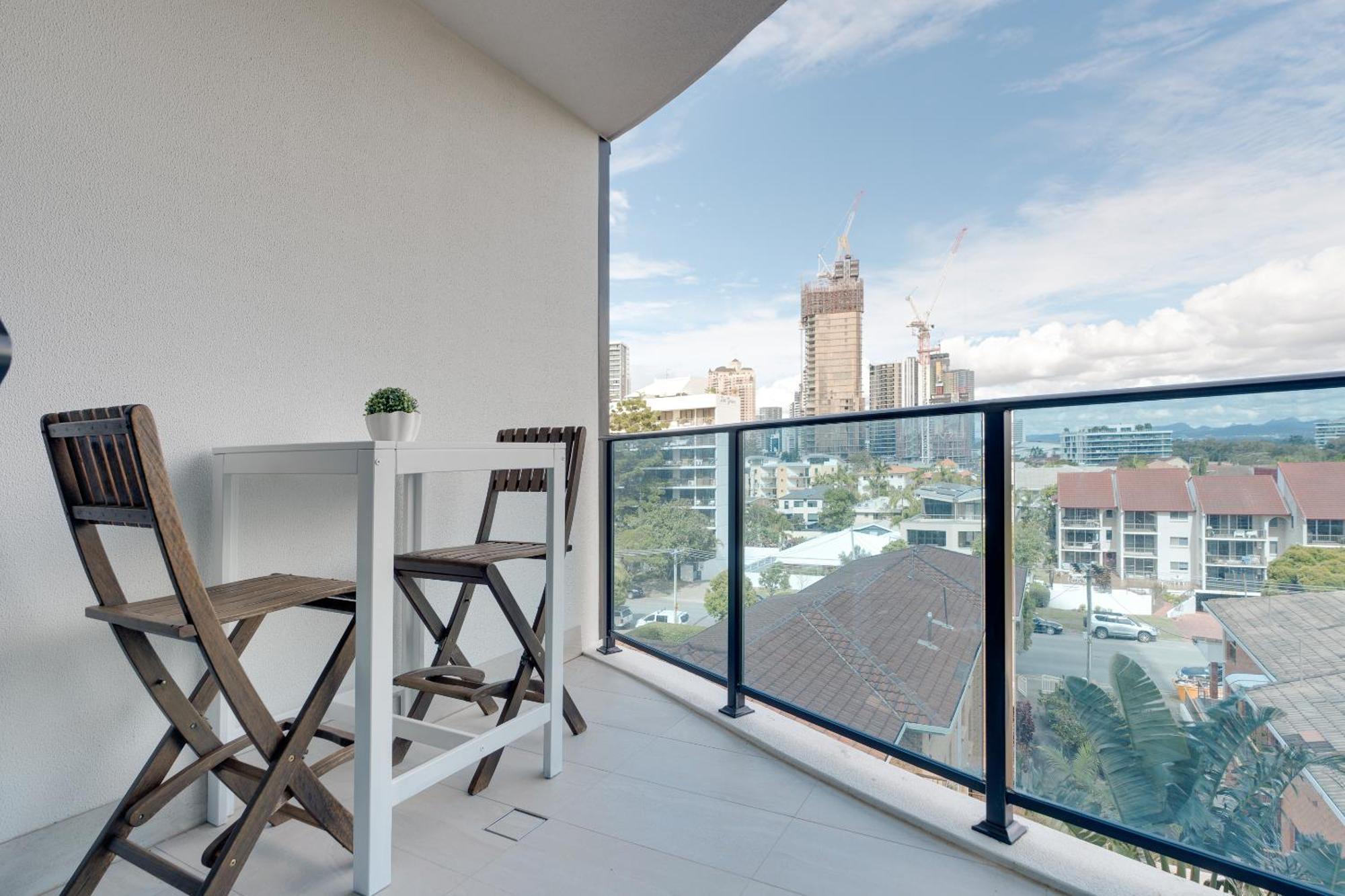 Broadbeach Bliss 2b Gold Coast