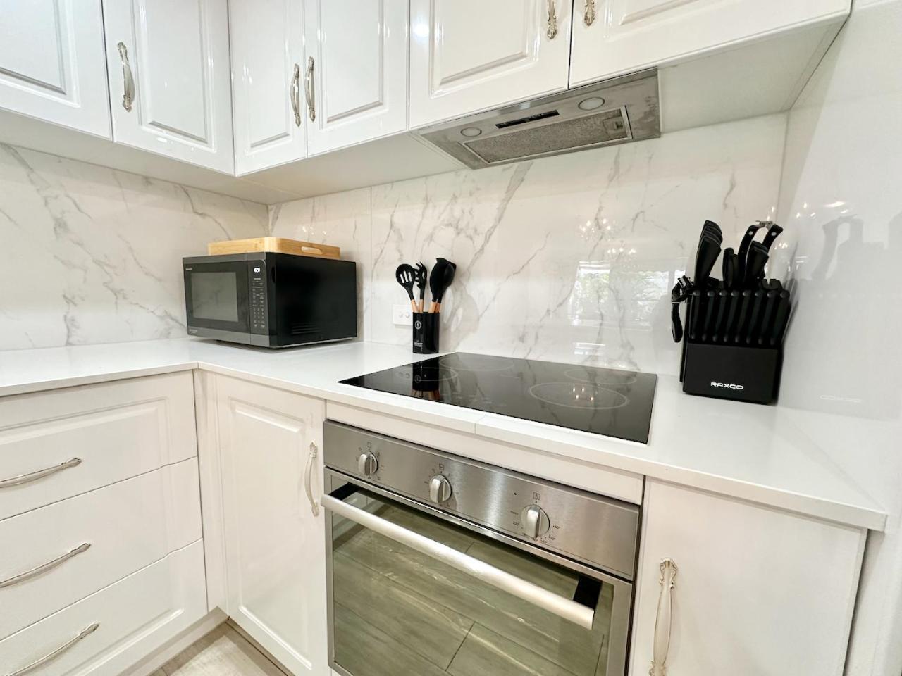 Phoenician Resort, Broadbeach Apartment Gold Coast