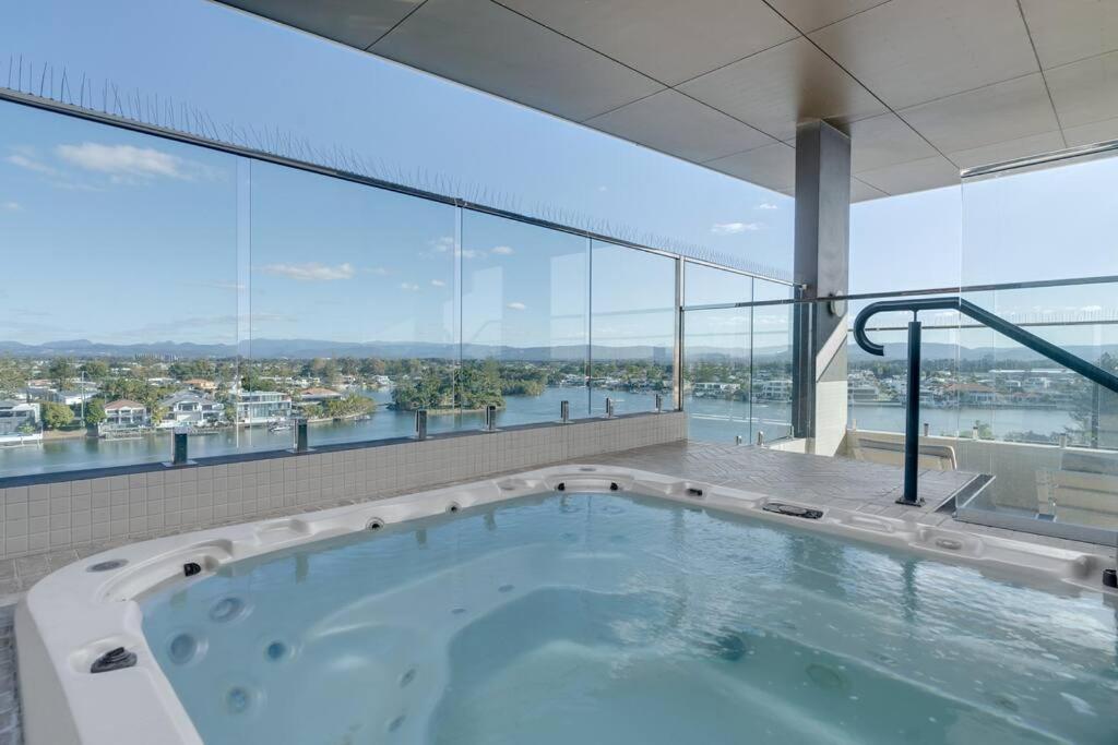 Stylish 2br Getaway In Apartment Gold Coast