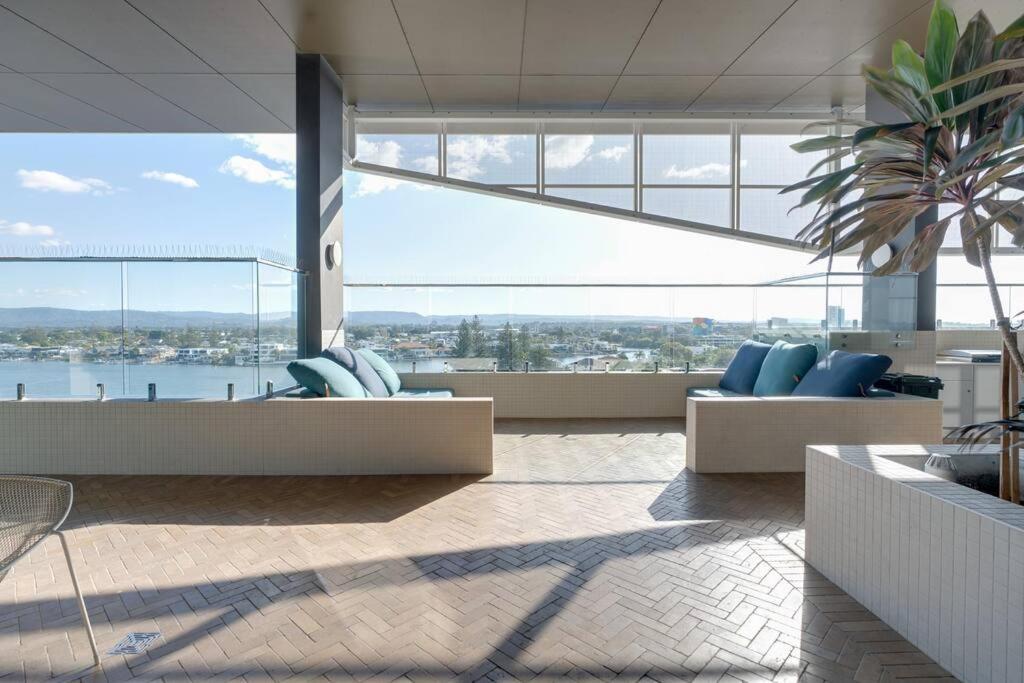 Stylish 2br Getaway In *