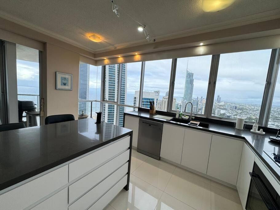 Apartment Welcome To A 275m2 Sub-penthouse With Great Ocean
