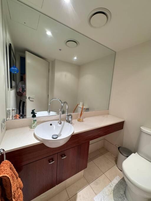 Welcome To A 275m2 Sub-penthouse With Great Ocean Apartment *