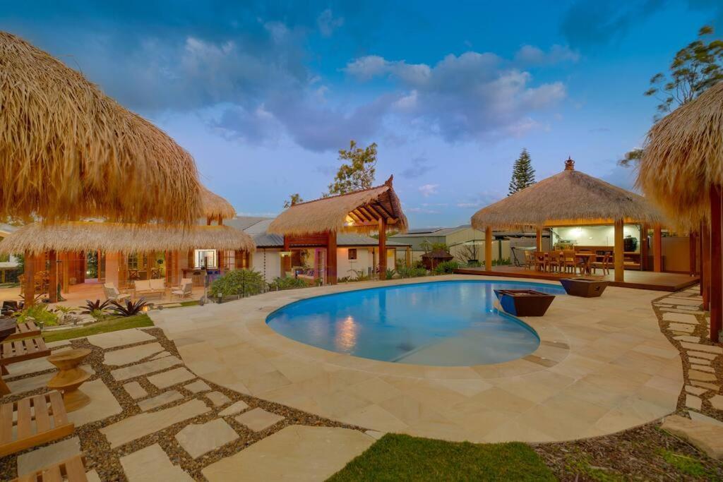 Elegant Coastal Escape In The Heart Of *